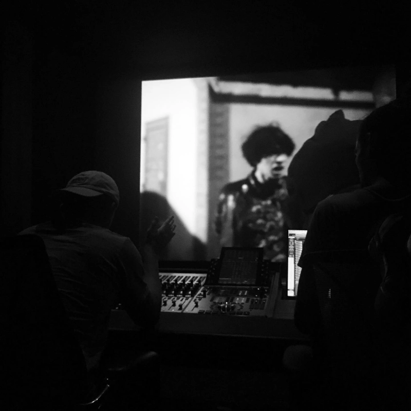 Côme Ordas Studio Session Picture in black and white